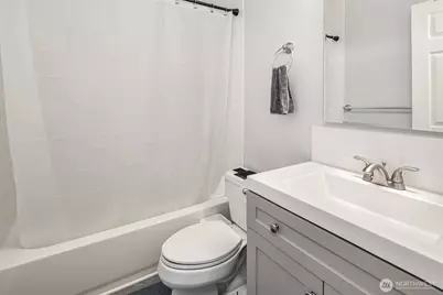 9623 248th Street #B12, Kent, WA 98030 - Photo 10