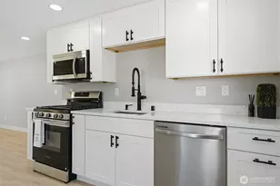 14402 Washington Ave SW, Lakewood, WA 98498 - Photo 4