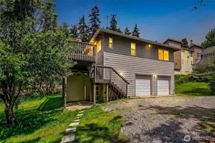 27917 10th Ave S, Des Moines, WA 98198 - Photo 1
