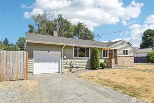 4718 S Victor St, Seattle, WA 98178 - Photo 2