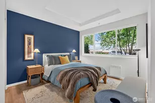 200 W Comstock St, Seattle, WA 98119 - Photo 16