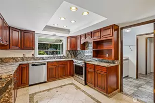 884 Kamus Pl, Fox Island, WA 98333 - Photo 10
