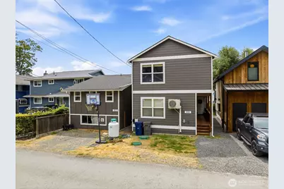 872 Juniper Pointe Lane, Camano Island, WA 98282 - Photo 2