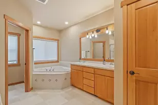 32406 NE Big Rock Rd, Duvall, WA 98019 - Photo 16