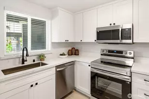 11114 NE 125th Ln, Kirkland, WA 98034 - Photo 6