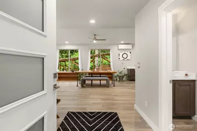 9720 NE Lofgren Road, Bainbridge Island, WA 98110 - Photo 6
