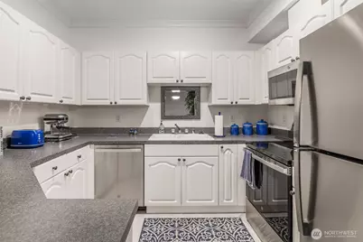 801 N Rainier Avenue #F231, Renton, WA 98057 - Photo 6