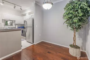 801 N Rainier Ave, Renton, WA 98057 - Photo 8