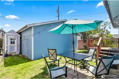 2423 Chestnut Street, Everett, WA 98201 - Photo 32