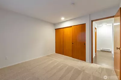 9512 1st Avenue NE #204, Seattle, WA 98115 - Photo 14
