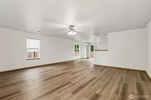 9422 150th St Ct E, Puyallup, WA 98375 - Photo 16