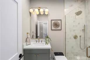 12520 24th Ave NE, Seattle, WA 98125 - Photo 16