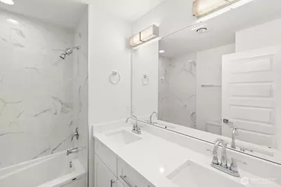 7826 Yakima Avenue, Tacoma, WA 98408 - Photo 14