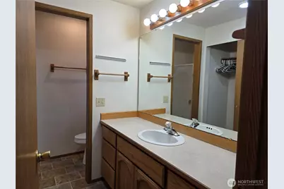 384 Selkirk Drive, Camano Island, WA 98282 - Photo 32