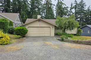 384 Selkirk Dr, Camano Island, WA 98282 - Photo 2