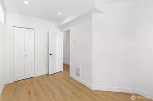 4113 Chilberg Ave SW, Seattle, WA 98116 - Photo 28