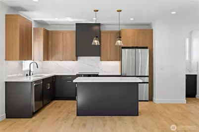 4113 Chilberg Avenue SW #B, Seattle, WA 98116 - Photo 8