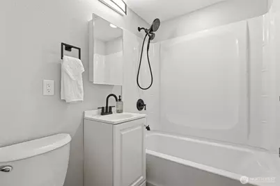 14402 Washington Avenue SW #4, Lakewood, WA 98498 - Photo 16