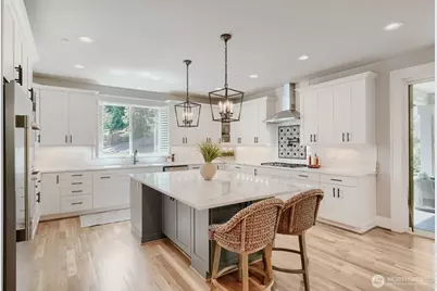 3916 Waller Road E, Tacoma, WA 98443 - Photo 14