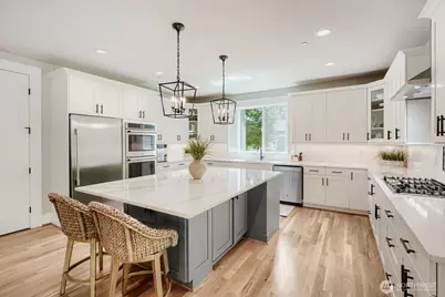 3916 Waller Road E, Tacoma, WA 98443 - Photo 16