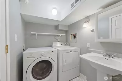 18002 25th Avenue NE, Lake Forest Park, WA 98155 - Photo 20