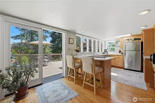 18002 25th Ave NE, Lake Forest Park, WA 98155 - Photo 10