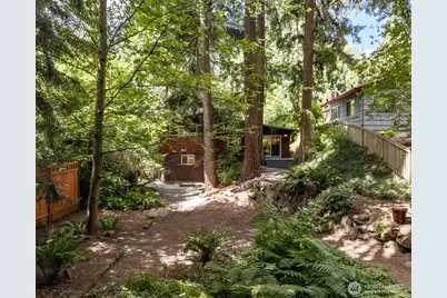 11706 36th Avenue NE, Seattle, WA 98125 - Photo 26