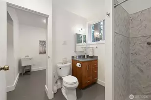 11706 36th Ave NE, Seattle, WA 98125 - Photo 20