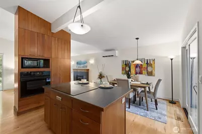 11706 36th Avenue NE, Seattle, WA 98125 - Photo 14
