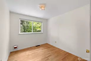 11706 36th Ave NE, Seattle, WA 98125 - Photo 18