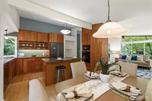 11706 36th Ave NE, Seattle, WA 98125 - Photo 10