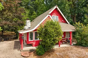 10911 Renton Issaquah Rd SE, Issaquah, WA 98027 - Photo 4