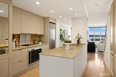98 Union Street #503, Seattle, WA 98101 - Photo 4