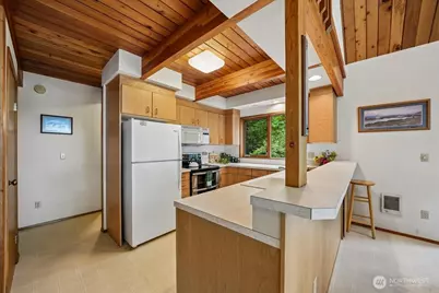 14025 96th Street Ct, Anderson Island, WA 98303 - Photo 22
