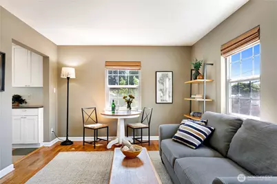 7900 Ashworth Avenue N #7, Seattle, WA 98103 - Photo 6