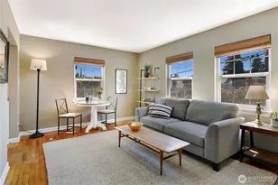 7900 Ashworth Ave N, Seattle, WA 98103 - Photo 4