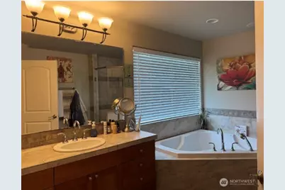 901 Hollow Creek Lane, Yakima, WA 98908 - Photo 8