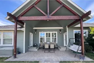 901 Hollow Creek Ln, Yakima, WA 98908 - Photo 2