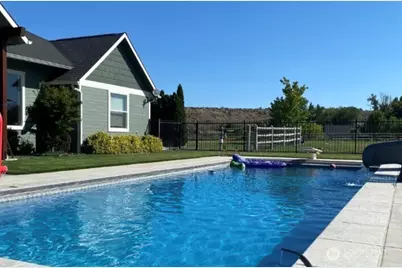 901 Hollow Creek Lane, Yakima, WA 98908 - Photo 18