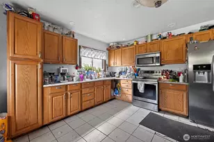 207 W Montana Ave, Roslyn, WA 98941 - Photo 10