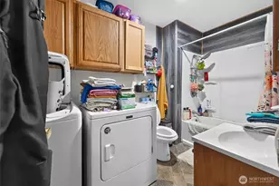 207 W Montana Ave, Roslyn, WA 98941 - Photo 18