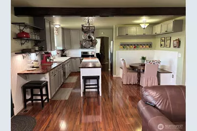 317 Melissa Street, Camano Island, WA 98282 - Photo 8