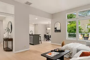 23912 SE 41st St, Sammamish, WA 98029 - Photo 16
