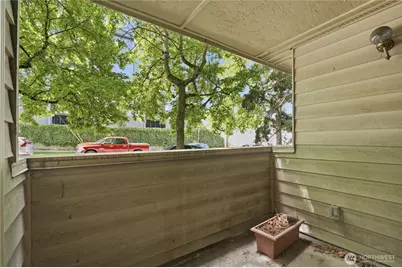 9512 1st Avenue NE #202, Seattle, WA 98115 - Photo 22