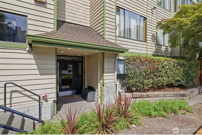 9512 1st Avenue NE #202, Seattle, WA 98115 - Photo 4