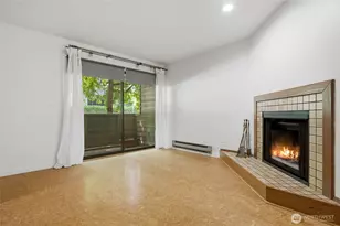 9512 1st Ave NE, Seattle, WA 98115 - Photo 6