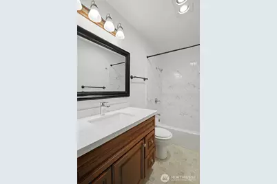9512 1st Avenue NE #202, Seattle, WA 98115 - Photo 20
