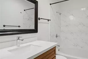 9512 1st Ave NE, Seattle, WA 98115 - Photo 20