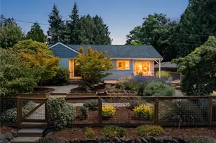 11202 Marine View Dr SW, Seattle, WA 98146 - Photo 2