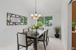 23900 SE 42nd Pl S, Sammamish, WA 98029 - Photo 8